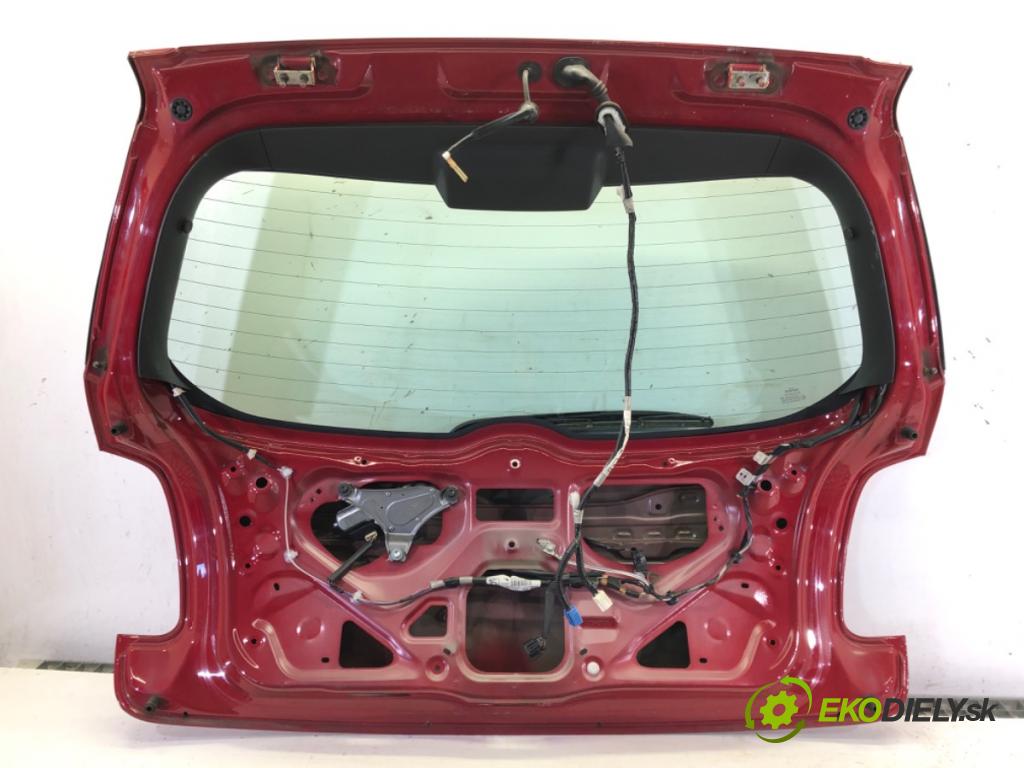 TOYOTA AURIS I liftback 2008 66 kW 1.4 D-4D (NDE150_) 1364 kapota zadní část