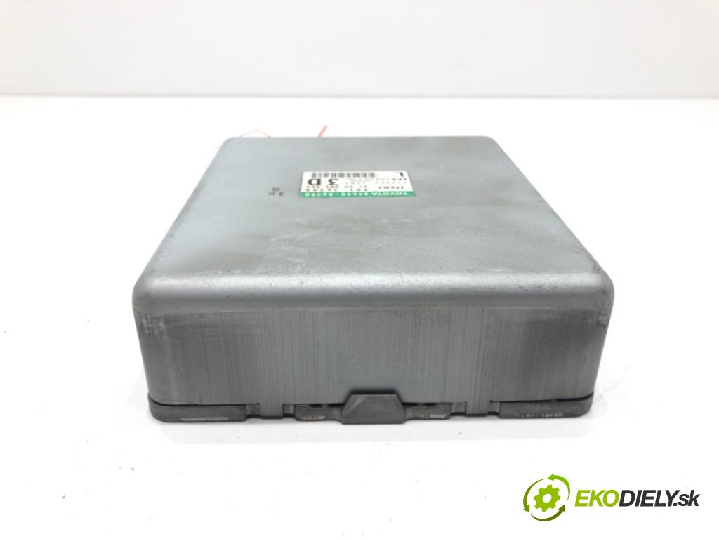 TOYOTA AURIS (_E15_) 2006 - 2012    1.4 D-4D (NDE150_) 66 kW [90 KM] olej napędowy 2007 - 2012  Modul servočerpadlo 89650-02390 (Ostatné)
