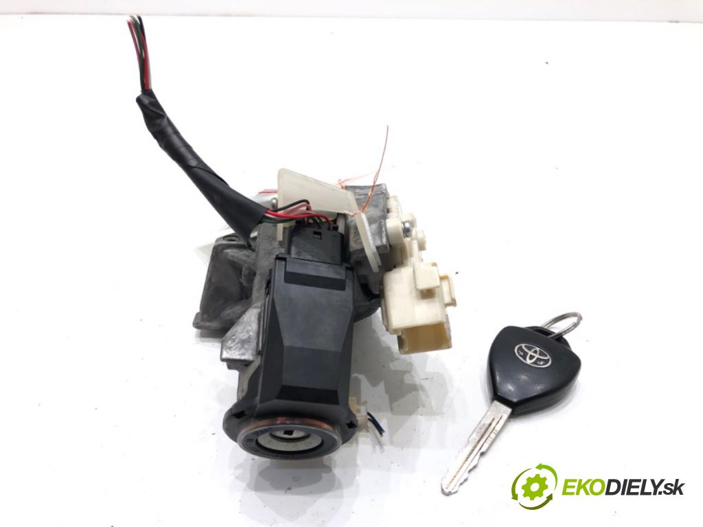 TOYOTA AURIS (_E15_) 2006 - 2012    1.4 D-4D (NDE150_) 66 kW [90 KM] olej napędowy 2007 - 2012  spinačka N0502638/639 (Spínacie skrinky a kľúče)
