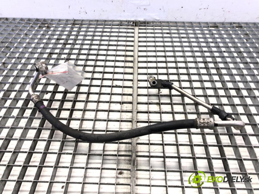 TOYOTA AURIS (_E15_) 2006 - 2012    1.4 D-4D (NDE150_) 66 kW [90 KM] olej napędowy 2007 - 2012  rúrka klimatizácie  (Rúrky klimatizácie)