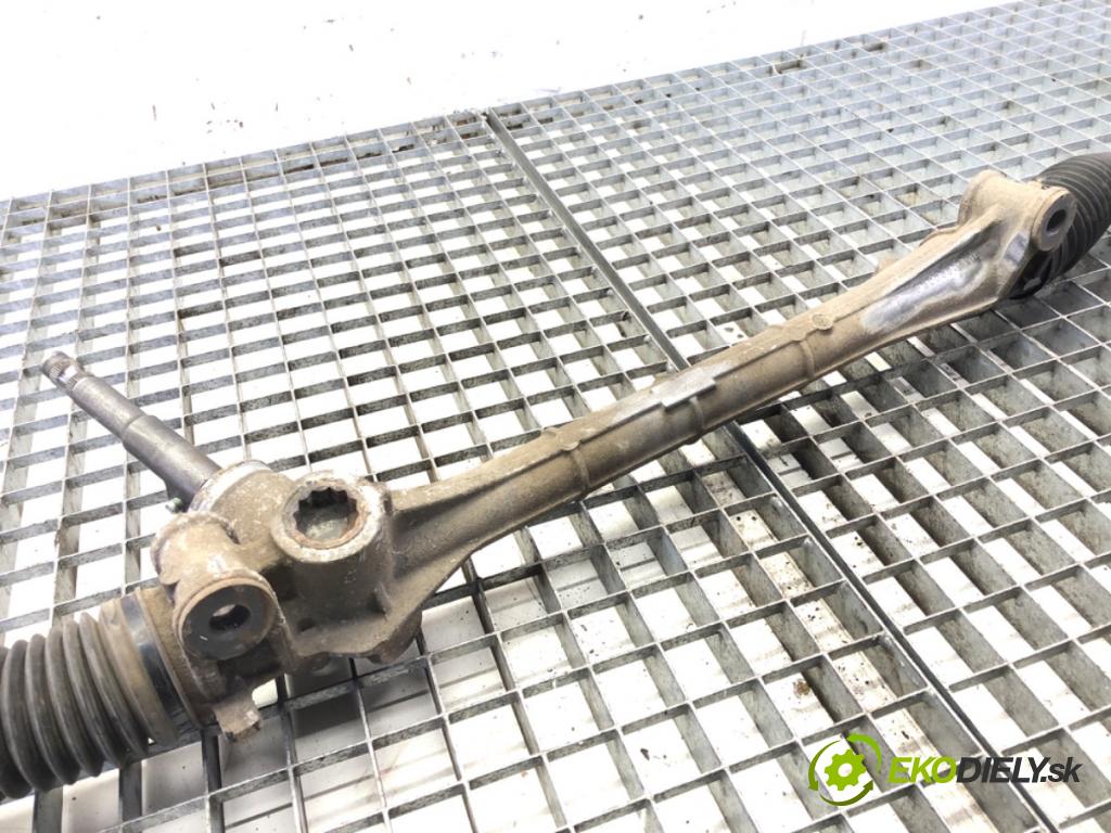 TOYOTA AURIS (_E15_) 2006 - 2012    1.4 D-4D (NDE150_) 66 kW [90 KM] olej napędowy 2007 - 2012  riadenie F800000921B (Riadenia)
