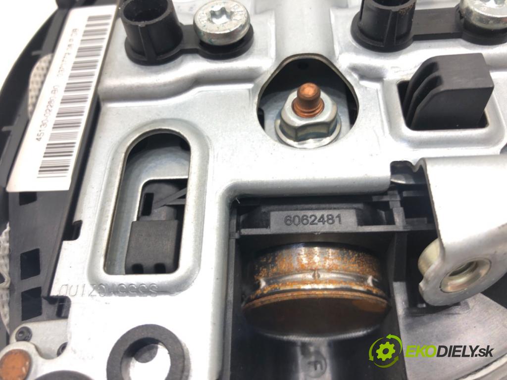 TOYOTA AURIS (_E15_) 2006 - 2012    1.4 D-4D (NDE150_) 66 kW [90 KM] olej napędowy 2007 - 2012  AirBag volantu 45130-02280 (Airbagy)