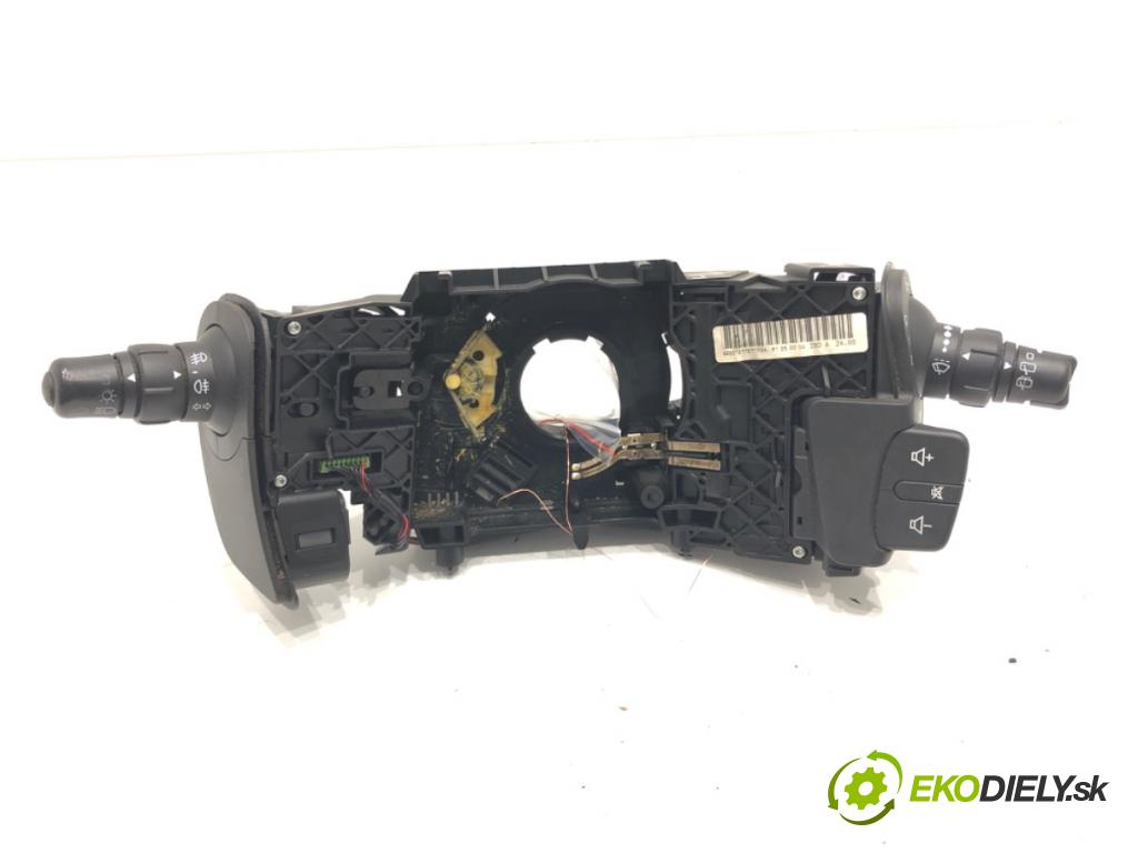 RENAULT SCÉNIC II (JM0/1_) 2003 - 2010    1.6 (JM0C, JM0J, JM1B) 83 kW [113 KM] benzyna 2003 - 2006  Prepínač kombinovaný 8200127727 (Prepínače, spínače, tlačidlá a ovládače kúrenia)