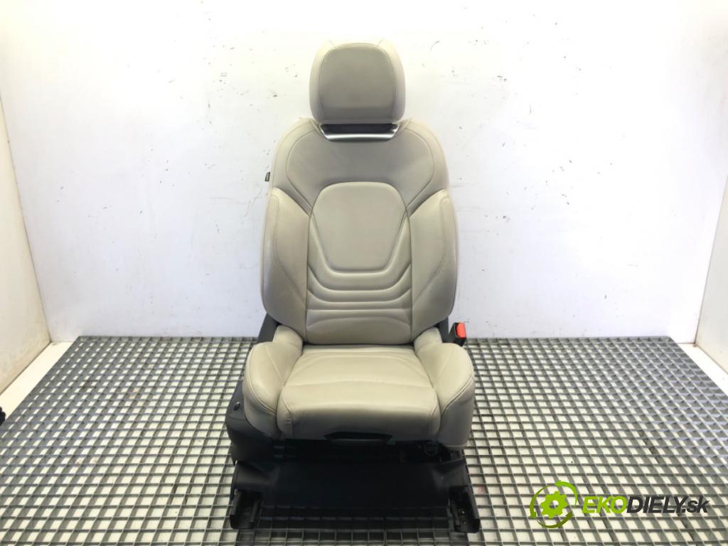 DS DS 5 (KF_) 2015 - 2018    1.6 THP 210 155 kW [210 KM] benzyna 2015 - 2018  Sedadlo pravy predný 