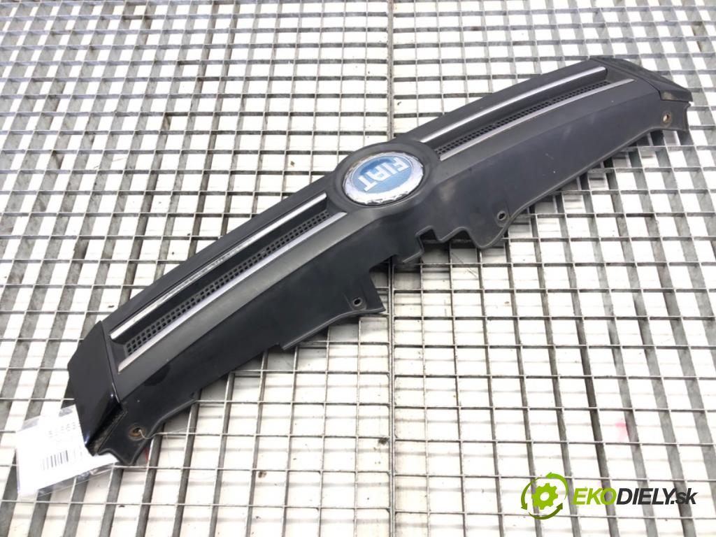 FIAT PANDA (169_) 2003 - 2022    1.1 (169.AXA1A) 40 kW [54 KM] benzyna 2003 - 2022  mřížka maska 735353899 (Mřížky (masky) chladičů)