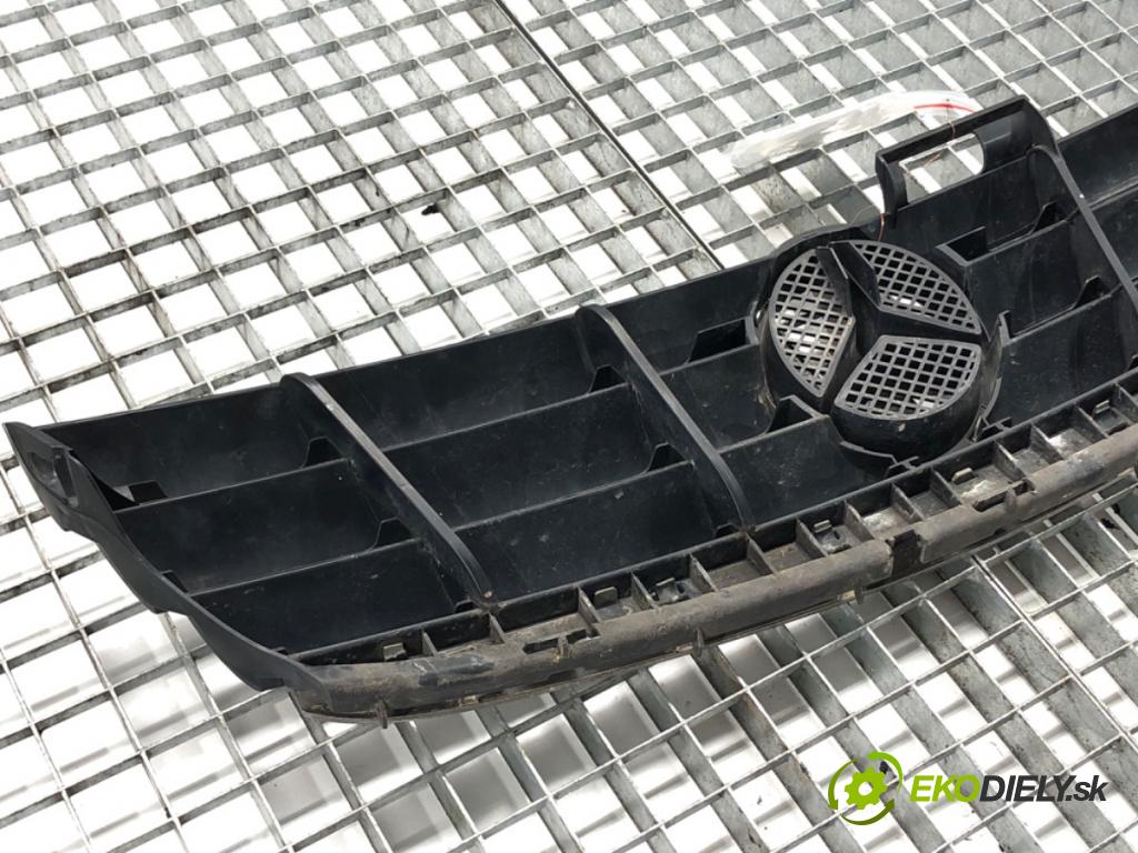 MERCEDES-BENZ KLASA A (W169) 2004 - 2012    A 180 CDI (169.007, 169.307) 80 kW [109 KM] olej napędowy 2004 - 2012  mřížka maska A1698850074 (Mřížky (masky) chladičů)