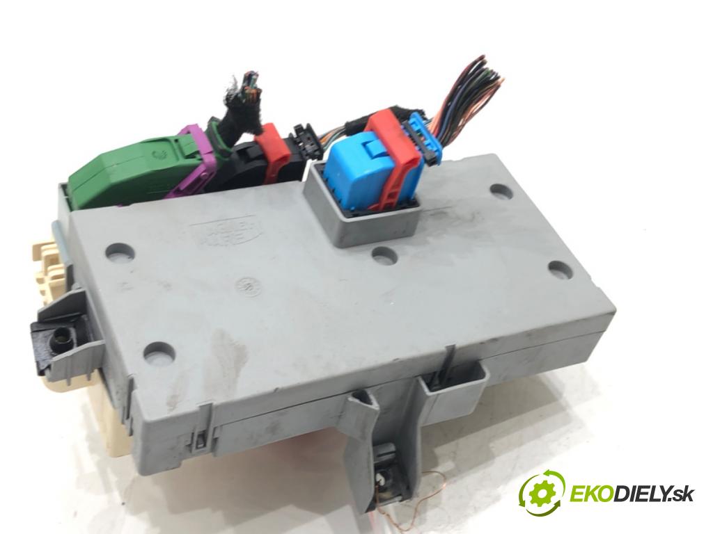 ALFA ROMEO 159 (939_) 2005 - 2012    1.9 JTDM 16V (939AXC1B, 939AXC12) 110 kW [150 KM] olej napędowy 2005 - 2011  modul BSI  (Pojistkové skříňky)