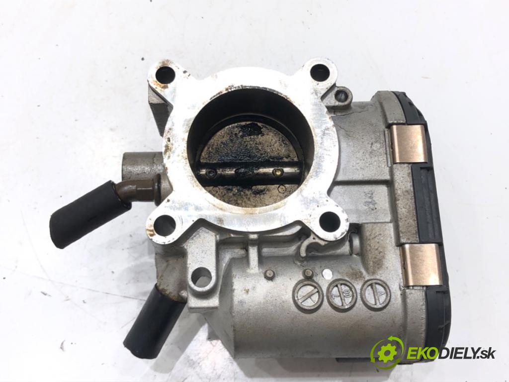 SEAT IBIZA II (6K1) 1993 - 2002    1.0 i 37 kW [50 KM] benzyna 1996 - 2002  Škrtiaca klapka 030133062C (Škrtiace klapky)