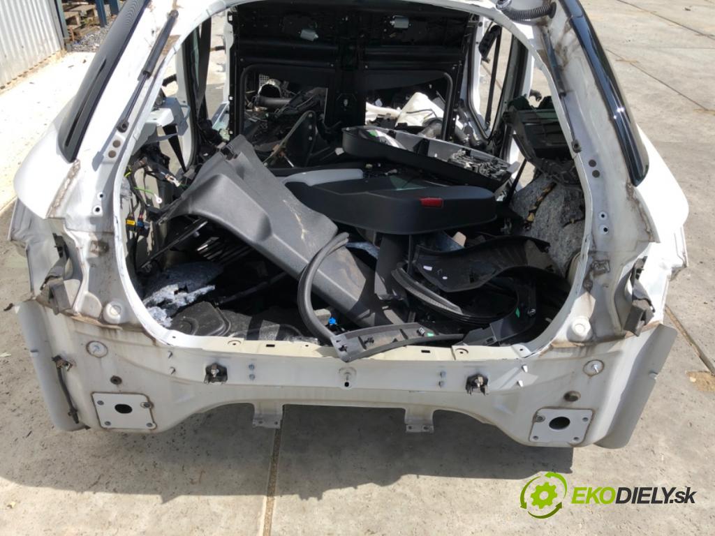 DS DS 5 (KF_) 2015 - 2018    1.6 THP 210 155 kW [210 KM] benzyna 2015 - 2018  KAROSERIA ČTVRŤÁK levá strana pravá prahy střecha PANORÁMA