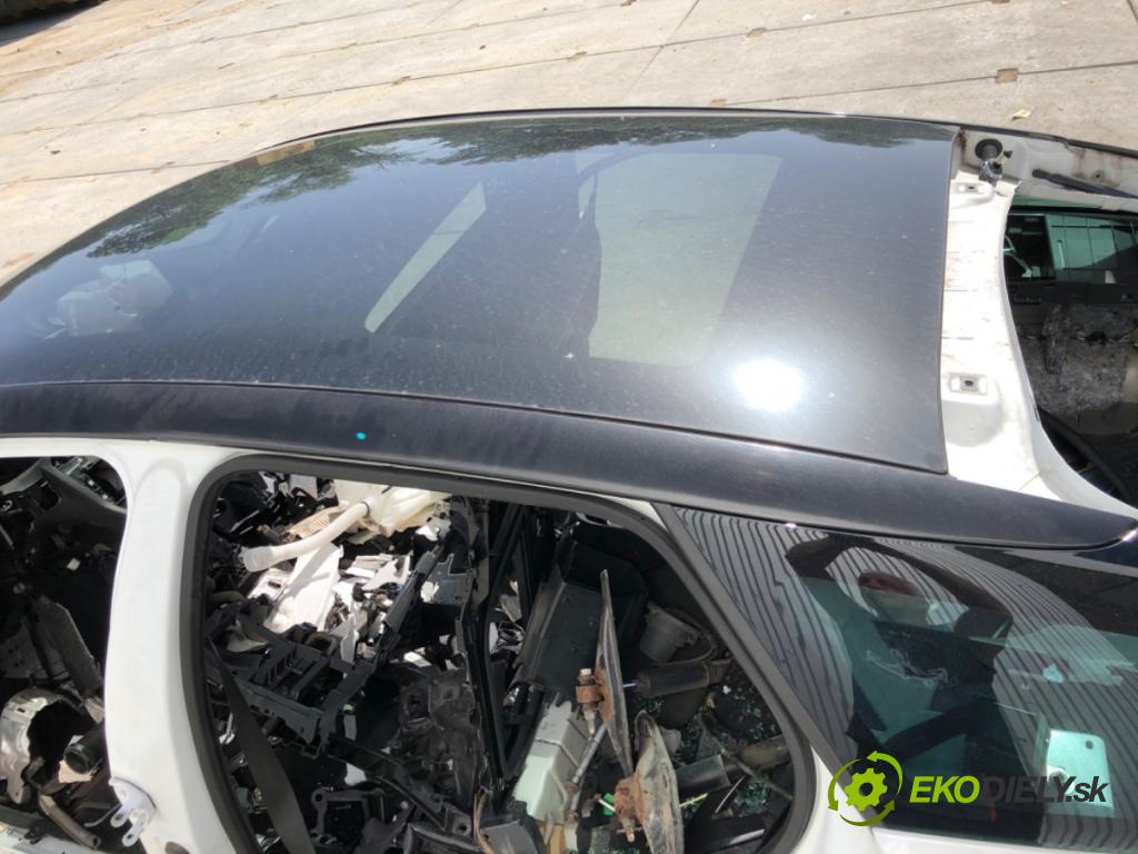 DS DS 5 (KF_) 2015 - 2018    1.6 THP 210 155 kW [210 KM] benzyna 2015 - 2018  KAROSERIA ČTVRŤÁK levá strana pravá prahy střecha PANORÁMA