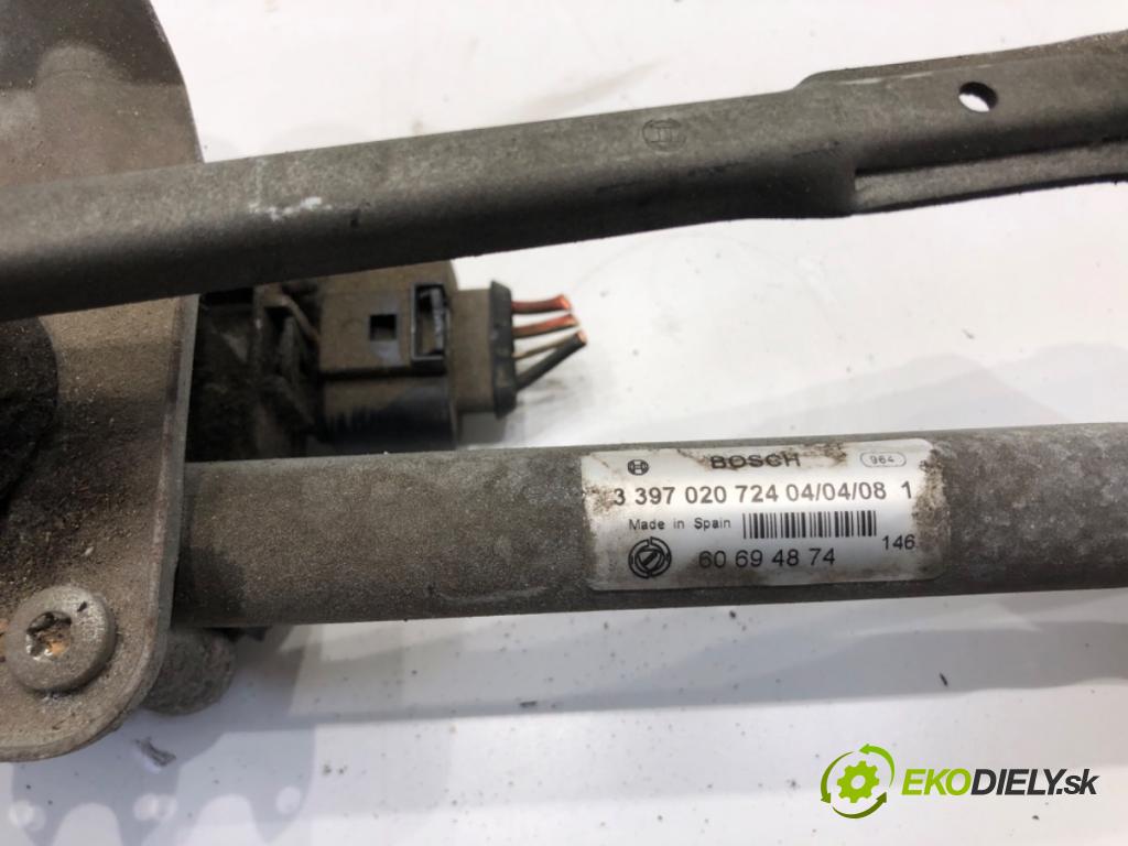 ALFA ROMEO 159 (939_) 2005 - 2012    1.9 JTDM 8V (939AXE1B, 939BXE1B, 939BXH1B) 85 kW [115 KM] olej napędowy 2005 - 2011  Mechanizmus stieračov predný 60694874 (Motorčeky stieračov predné)