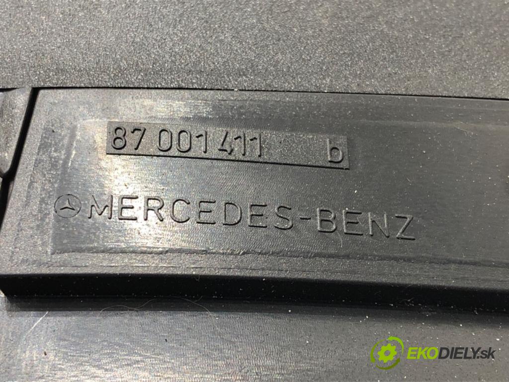 MERCEDES-BENZ KLASA C (W203) 2000 - 2007    C 200 CDI (203.004) 85 kW [116 KM] olej napędowy 2000 - 2003  Prístrojovka A2035403911 (Prístrojové dosky, displeje)