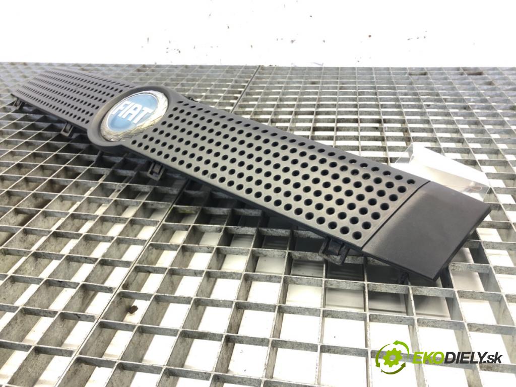 FIAT PANDA (169_) 2003 - 2022    1.1 (169.AXA1A) 40 kW [54 KM] benzyna 2003 - 2022  mřížka maska  (Mřížky (masky) chladičů)