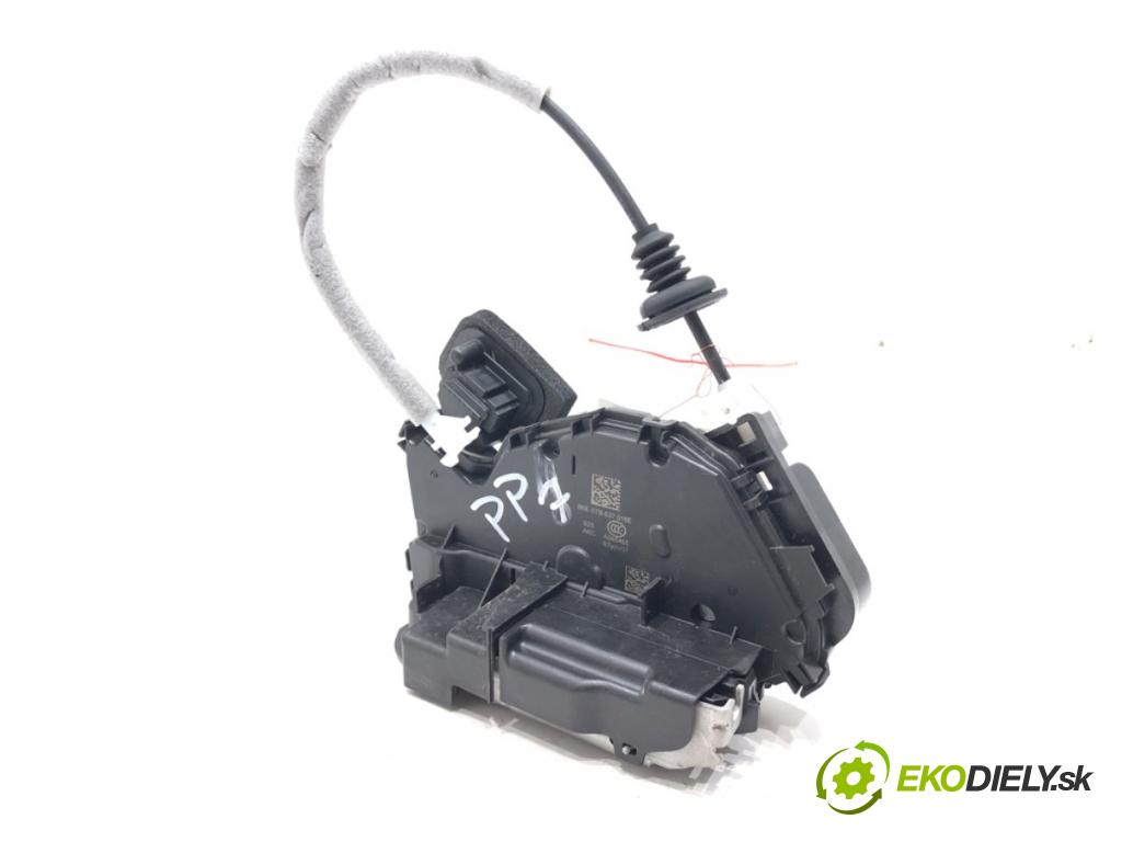 SKODA FABIA III Kombi (NJ5) 2014 - 2022    1.0 44 kW [60 KM] benzyna 2014 - 2022  zámok dveře pravý přední část 5TB837016E
