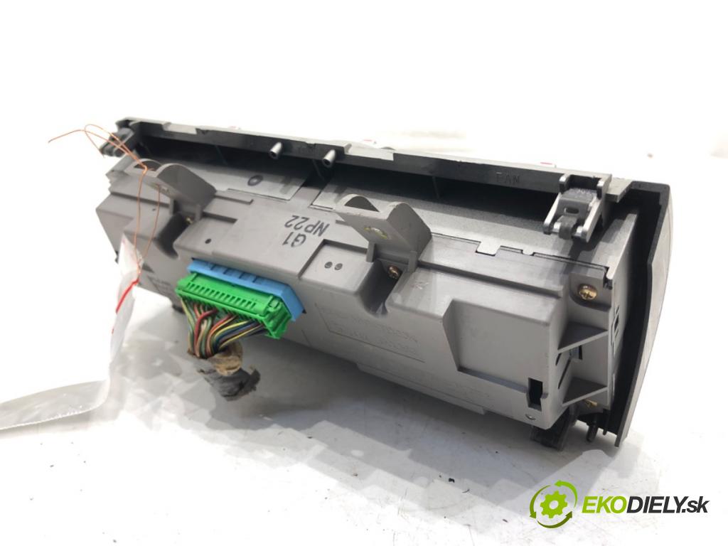 HONDA CR-V II (RD_) 2001 - 2007    2.0 (RD5) 110 kW [150 KM] benzyna 2001 - 2007  Panel ovládania kúrenia D026Z (Prepínače, spínače, tlačidlá a ovládače kúrenia)