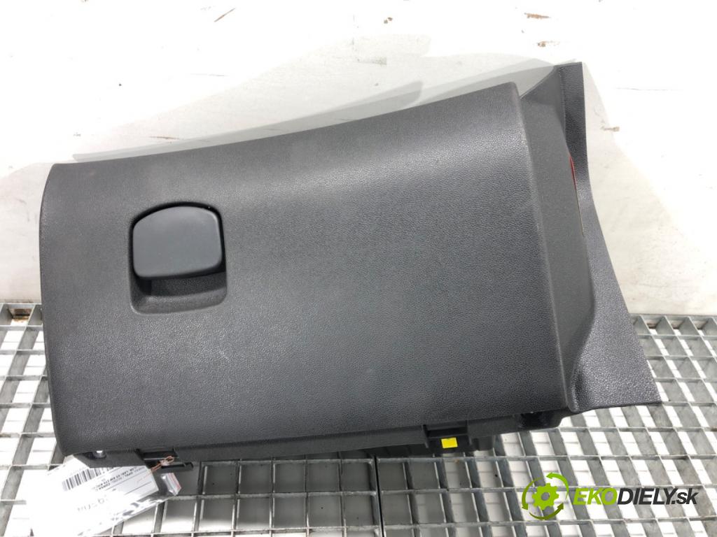 OPEL CORSA D (S07) 2006 - 2014    1.3 CDTI (L08, L68) 55 kW [75 KM] olej napędowy 2006 - 2014  Priehradka, kastlík spolujazdca  (Priehradky, kastlíky)