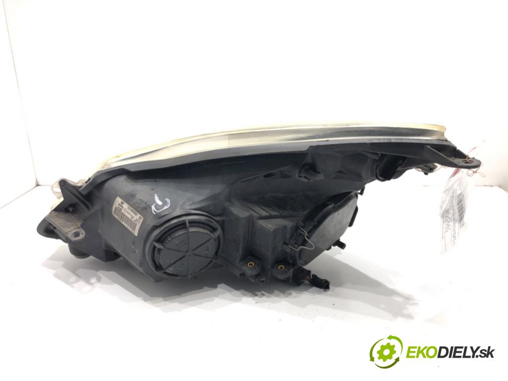 OPEL CORSA D (S07) 2006 - 2014    1.3 CDTI (L08, L68) 55 kW [75 KM] olej napędowy 2006 - 2014  Svetlomet pravy predný 13186382