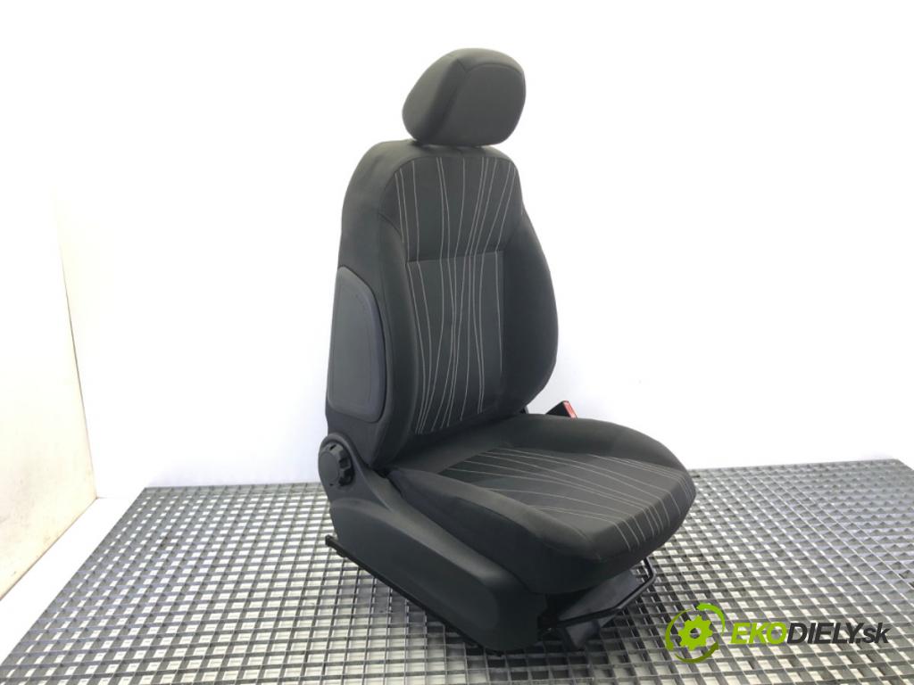 OPEL CORSA D (S07) 2006 - 2014    1.3 CDTI (L08, L68) 55 kW [75 KM] olej napędowy 2006 - 2014  Sedadlo pravy predný