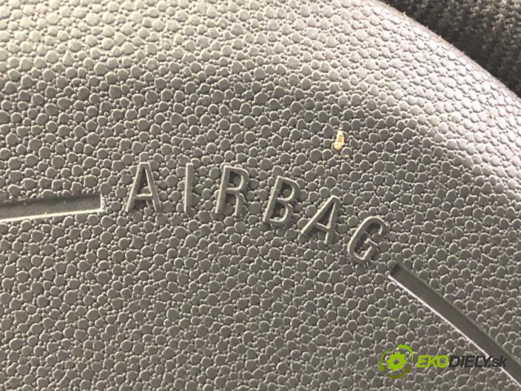 OPEL CORSA D (S07) 2006 - 2014    1.3 CDTI (L08, L68) 55 kW [75 KM] olej napędowy 2006 - 2014  Sedadlo pravy predný