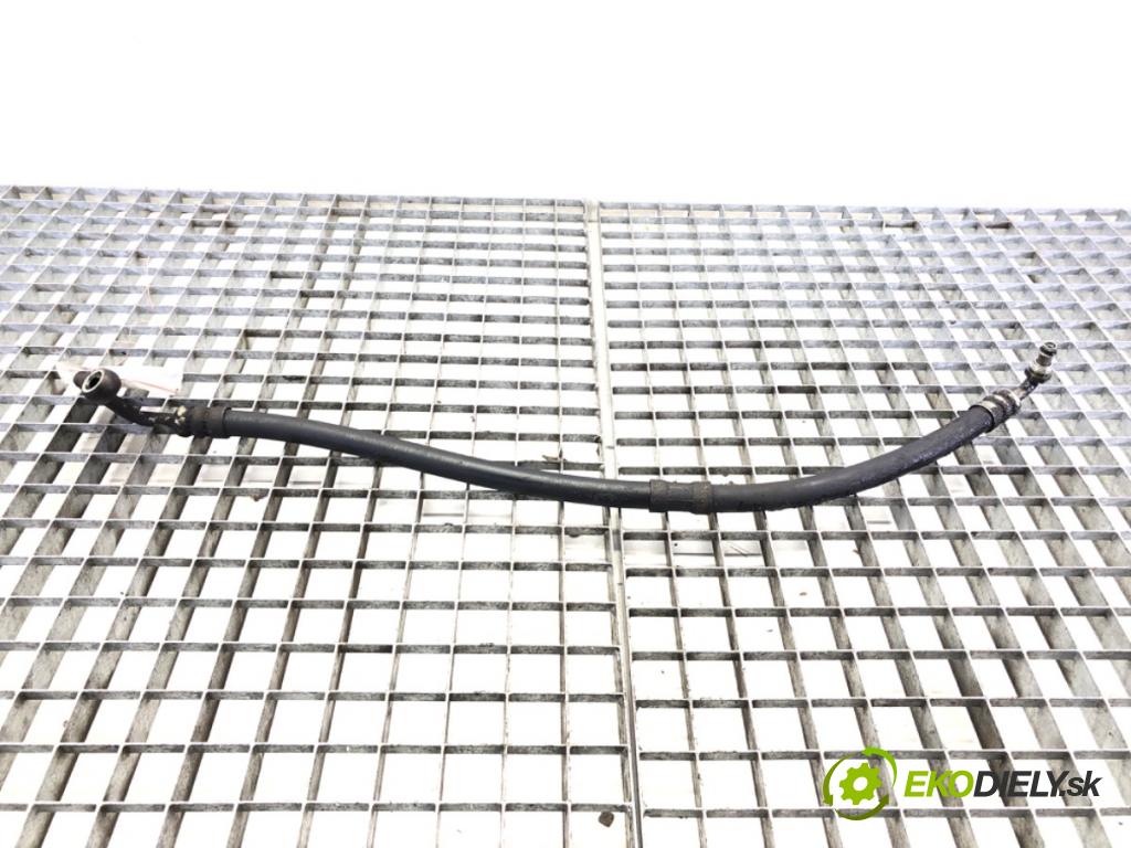 MERCEDES-BENZ KLASA E (W210) 1995 - 2003    E 300 D (210.020) 100 kW [136 KM] olej napędowy 1995 - 1997  hadica servočerpadlo  (Rúrky, hadice servočerpadla)