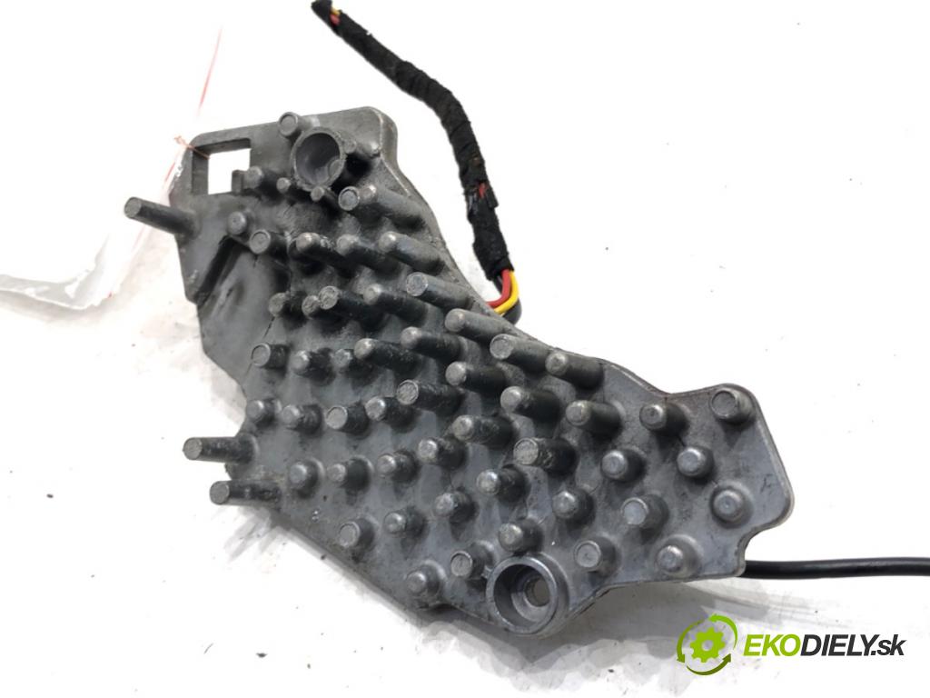 MERCEDES-BENZ KLASA E (W210) 1995 - 2003    E 300 D (210.020) 100 kW [136 KM] olej napędowy 1995 - 1997  Odpor, rezistor kúrenia vzduchu 2108211551 (Odpory (rezistory) kúrenia)