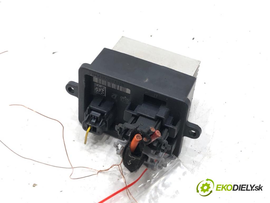 PEUGEOT PARTNER Nadwozie pełne/minivan (K9) 2018 - 2022    1.5 BlueHDi 100 75 kW [102 KM] olej napędowy 2019 - 2022  Odpor, rezistor kúrenia vzduchu A43003000 (Odpory (rezistory) kúrenia)