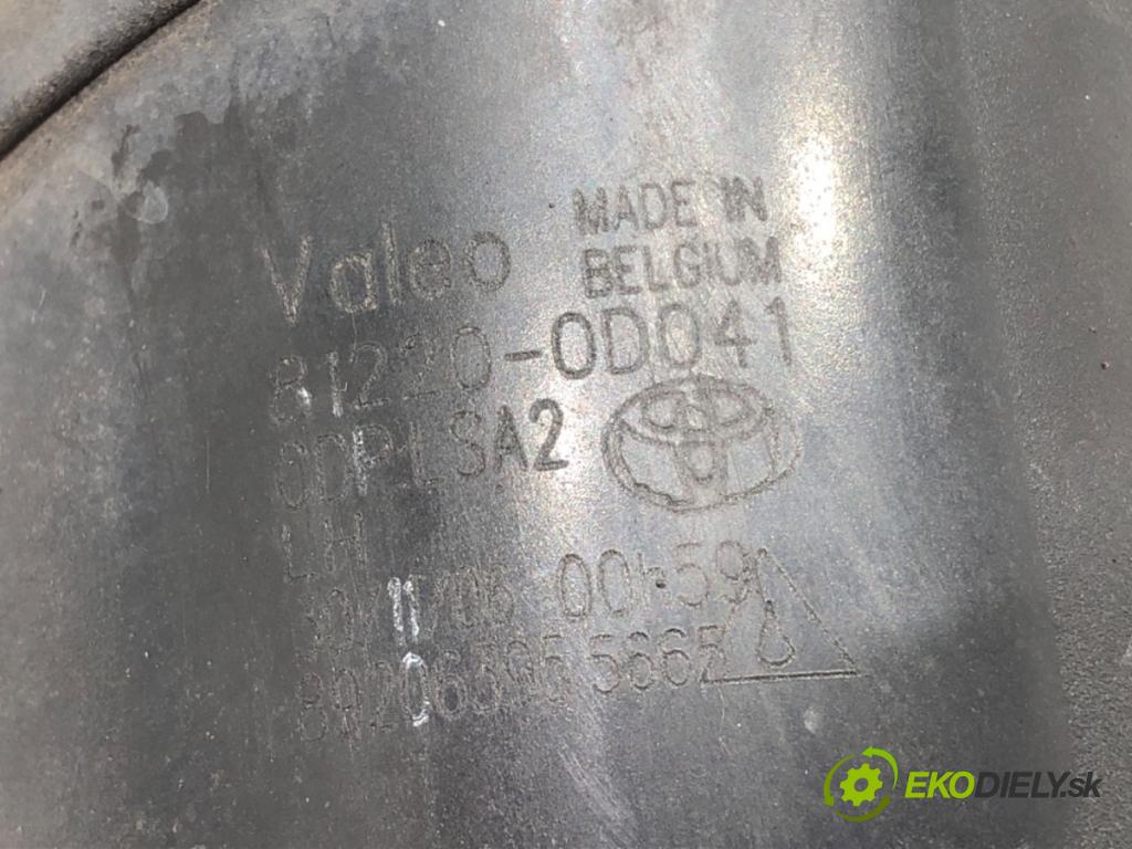 TOYOTA AURIS (_E15_) 2006 - 2012    1.4 D-4D (NDE150_) 66 kW [90 KM] olej napędowy 2007 - 2012  hmlové svetlo, hmlovka levý přední část 81220-0D041