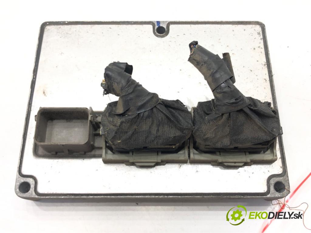 FORD FOCUS C-MAX (DM2) 2003 - 2007    1.8 92 kW [125 KM] benzyna 2004 - 2007  riadiaca jednotka Motor 5M51-12A650-RD (Riadiace jednotky)