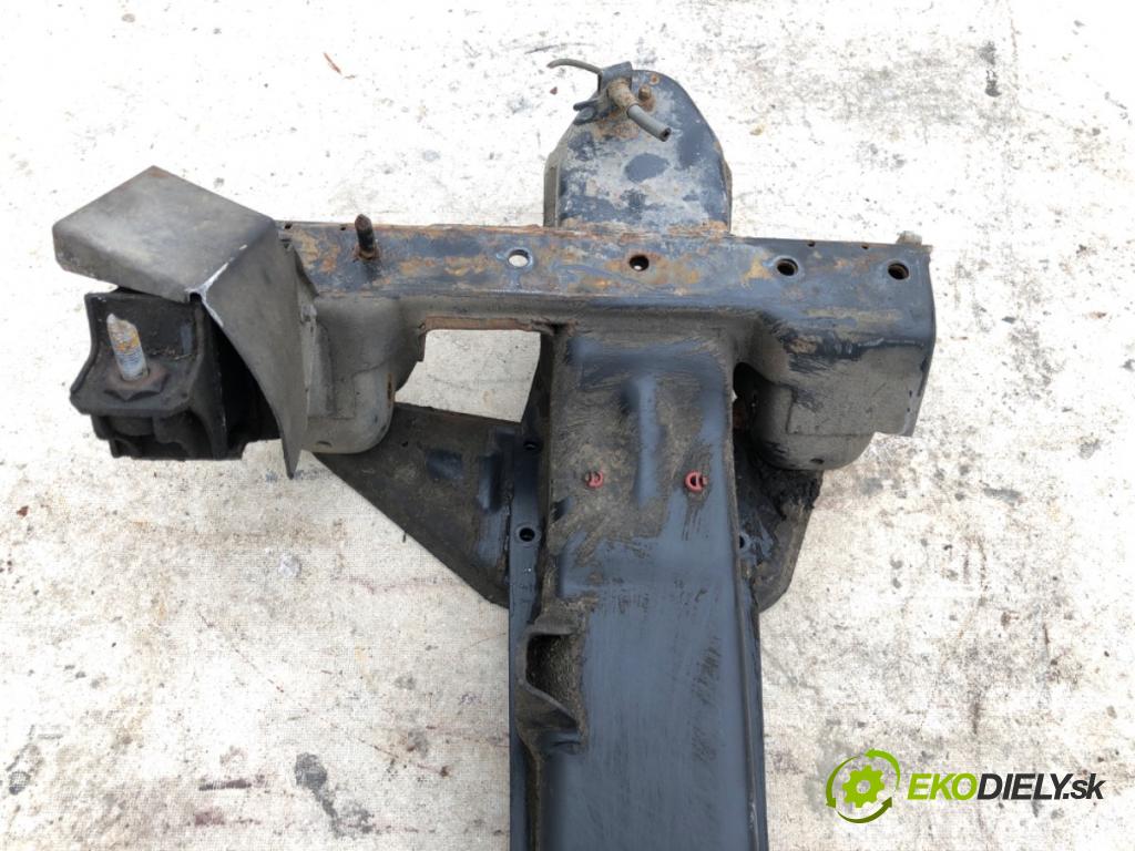 MERCEDES-BENZ SPRINTER 2-t Autobus (B901, B902) 1995 - 2006    208 CDI 60 kW [82 KM] olej napędowy 2000 - 2006  výztuha pod motor  (Výztuhy přední)