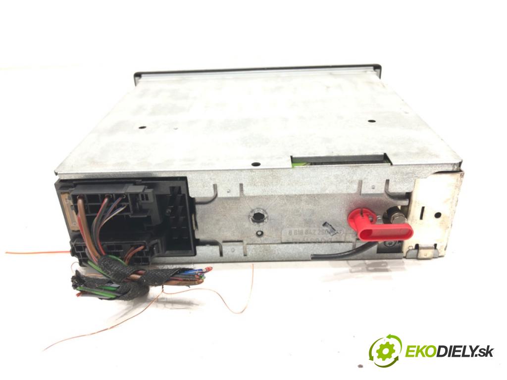 AUDI A4 B6 Avant (8E5) 2000 - 2005    1.9 TDI 96 kW [130 KM] olej napędowy 2001 - 2004  čítač navigácie 4B0919887E (Ostatné)