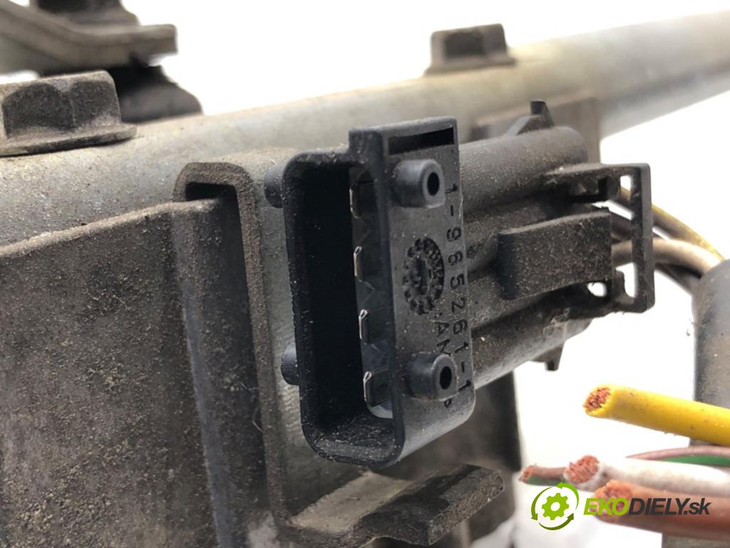 OPEL VECTRA C Kombi (Z02) 2003 - 2009    1.9 CDTI (F35) 110 kW [150 KM] olej napędowy 2004 - 2008  Mechanizmus stieračov predný  (Motorčeky stieračov predné)