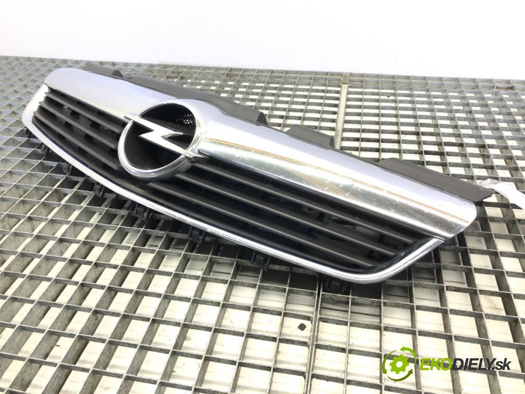 OPEL ZAFIRA B Nadwozie pełne/minivan (A05) 2005 - 2015    1.9 CDTI VAN (M75) 88 kW [120 KM] olej napędowy 2005 - 2015  mřížka maska 13136136 (Mřížky (masky) chladičů)