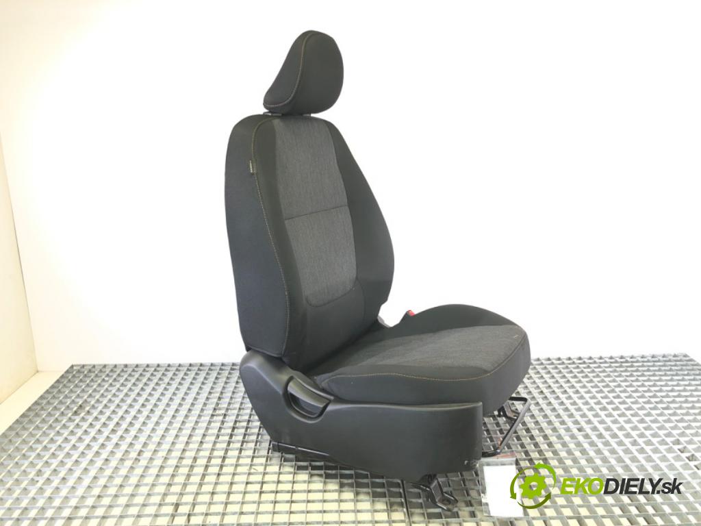 KIA PICANTO II (TA) 2011 - 2017    1.0 51 kW [69 KM] benzyna 2011 - 2017  Sedadlo pravy predný