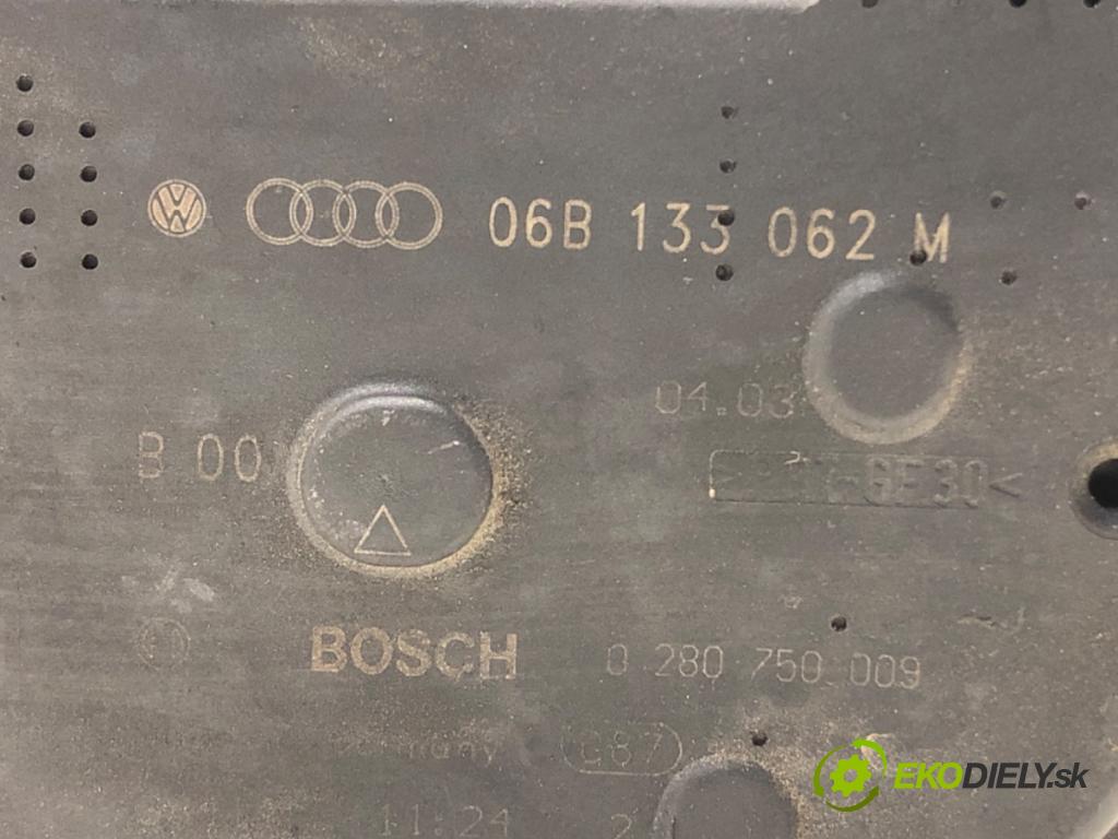 AUDI A4 B5 (8D2) 1994 - 2001    1.8 T 110 kW [150 KM] benzyna 1995 - 2000  Škrtiaca klapka 06B133062M (Škrtiace klapky)