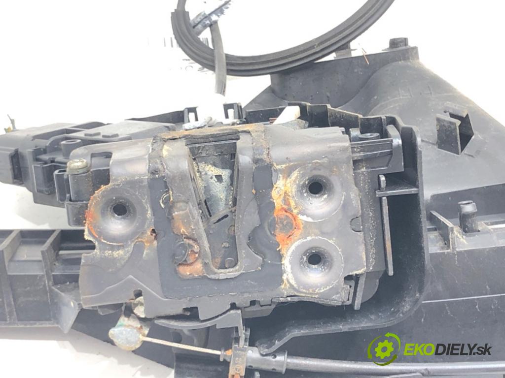 FORD C-MAX (DM2) 2007 - 2010    1.6 TDCi 80 kW [109 KM] olej napędowy 2007 - 2010  zámok dveře pravý přední část 