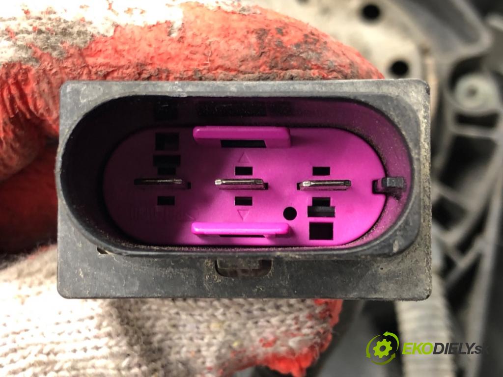 VW GOLF IV (1J1) 1997 - 2008    1.4 16V 55 kW [75 KM] benzyna 1997 - 2004  Ventilátor chladiča 1J0959455F (Ventilátory)