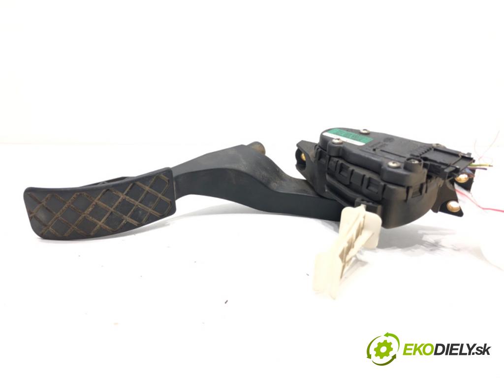 VW GOLF IV (1J1) 1997 - 2008    1.4 16V 55 kW [75 KM] benzyna 1997 - 2004  Potenciometer plynu 1J1721503J (Pedále)