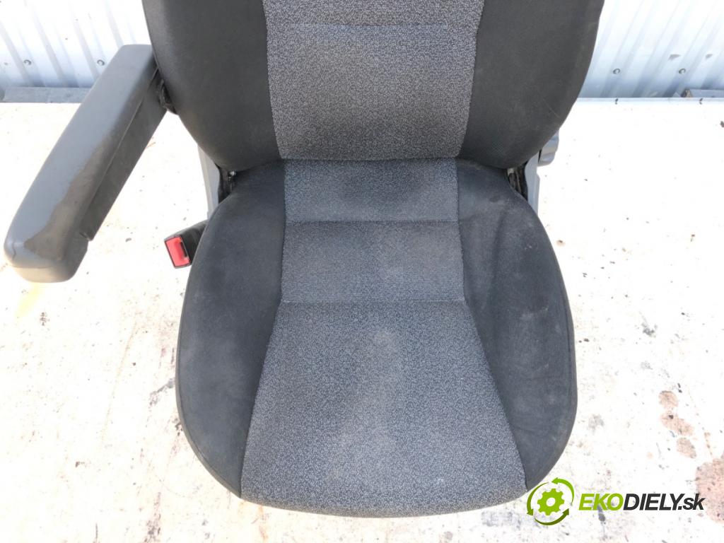 FIAT DUCATO Autobus (250_) 2006 - 2022    130 Multijet 2,3 D 96 kW [131 KM] olej napędowy 2011 - 2022  Sedadlo ľavy predný