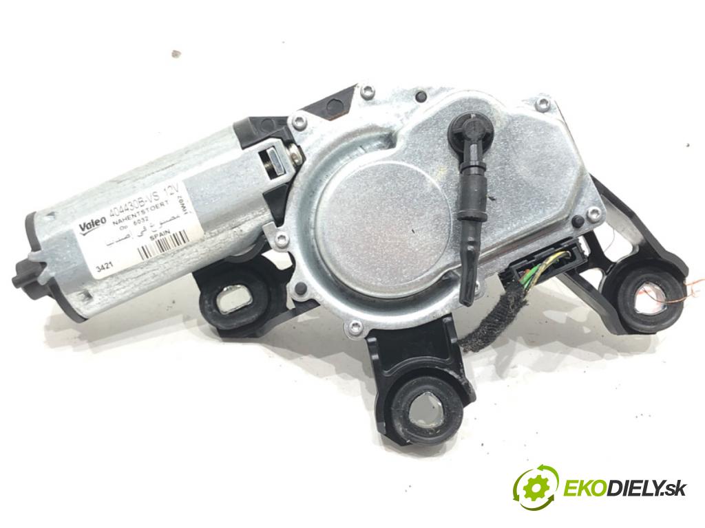 AUDI A3 (8L1) 1996 - 2006    1.6 74 kW [101 KM] benzyna 1996 - 2003  Motor stieračov zad 404430B