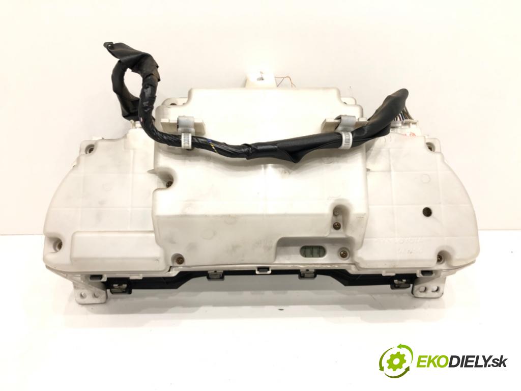 TOYOTA AVENSIS VERSO (_M2_) 2001 - 2011    2.0 D (CLM20_) 85 kW [116 KM] olej napędowy 2001 - 2005  Prístrojovka 83800-44530 (Prístrojové dosky, displeje)