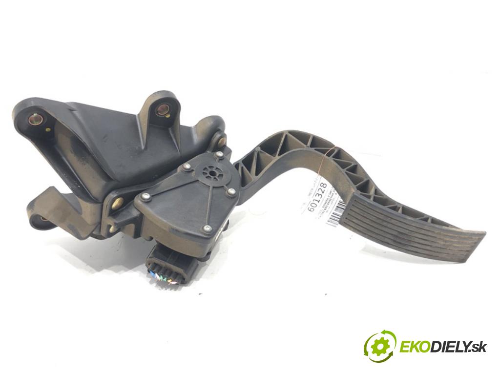 HYUNDAI SONATA V (NF) 2004 - 2014    2.4 119 kW [162 KM] benzyna 2005 - 2010  Potenciometer plynu 32710-3K000 (Pedále)