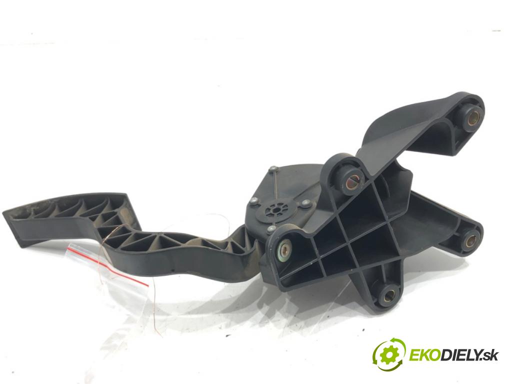 HYUNDAI SONATA V (NF) 2004 - 2014    2.4 119 kW [162 KM] benzyna 2005 - 2010  Potenciometer plynu 32710-3K000 (Pedále)