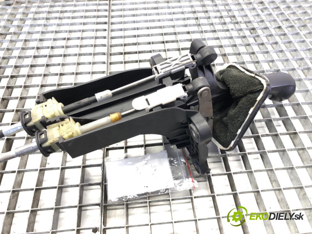 OPEL ZAFIRA / ZAFIRA FAMILY B (A05) 2005 - 2019    1.9 CDTI (M75) 74 kW [100 KM] olej napędowy 2005 - 2010  Kulisa  (Rýchlostné páky / kulisy)