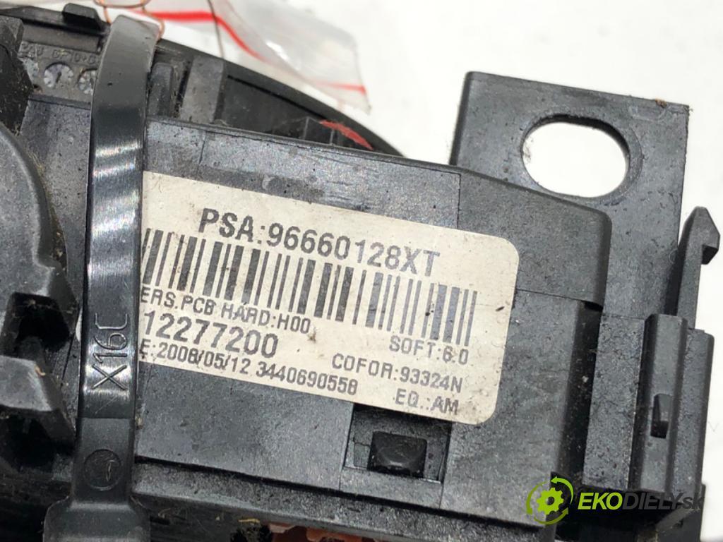 FIAT SCUDO Autobus (270_, 272_) 2007 - 2022    2.0 D Multijet 88 kW [120 KM] olej napędowy 2007 - 2022  Prepínač kombinovaný 96660128XT (Prepínače, spínače, tlačidlá a ovládače kúrenia)