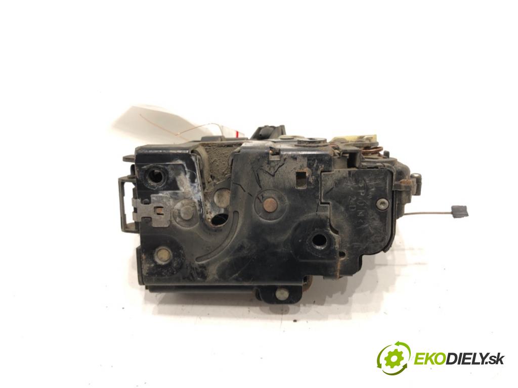 SKODA OCTAVIA I (1U2) 1996 - 2010    1.9 TDI 81 kW [110 KM] olej napędowy 1997 - 2006  zámok dveře pravý zadní část 