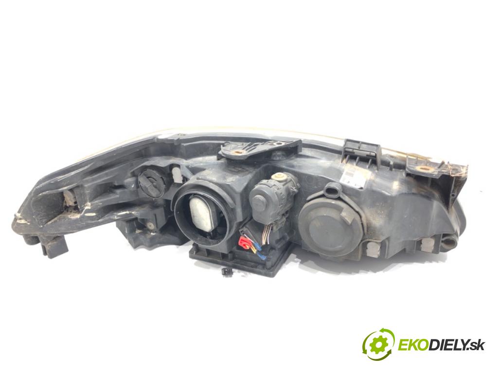 RENAULT LAGUNA II Grandtour (KG0/1_) 2001 - 2007    2.0 dCi (KG1T) 110 kW [150 KM] olej napędowy 2005 - 2006  Svetlomet ľavy predný XENON LIFT 8200354740