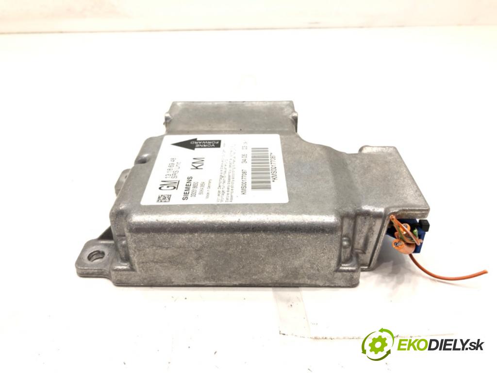OPEL VECTRA C Kombi (Z02) 2003 - 2009    1.9 CDTI (F35) 88 kW [120 KM] olej napędowy 2004 - 2009  senzor airbag 13186948 (Snímače)