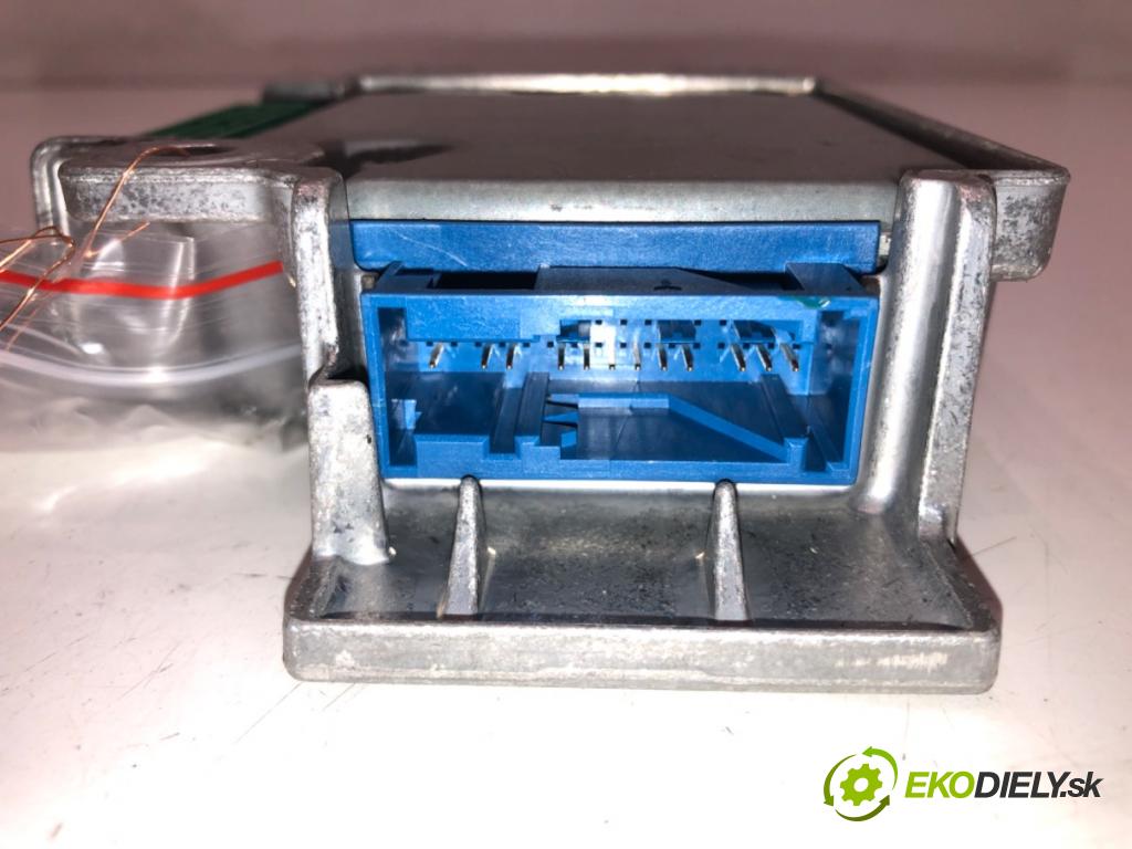 OPEL VECTRA C Kombi (Z02) 2003 - 2009    1.9 CDTI (F35) 88 kW [120 KM] olej napędowy 2004 - 2009  senzor airbag 13186948 (Snímače)