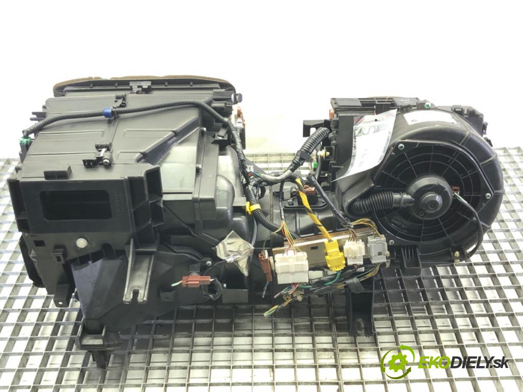 HONDA CIVIC VII Hatchback (EU, EP, EV) 2000 - 2006    1.4 iS (EP1) 66 kW [90 KM] benzyna 2001 - 2005  topné těleso radiátor topení komplet KOMBAJN 79020-S6D-G211-M1 (Radiátory topení)