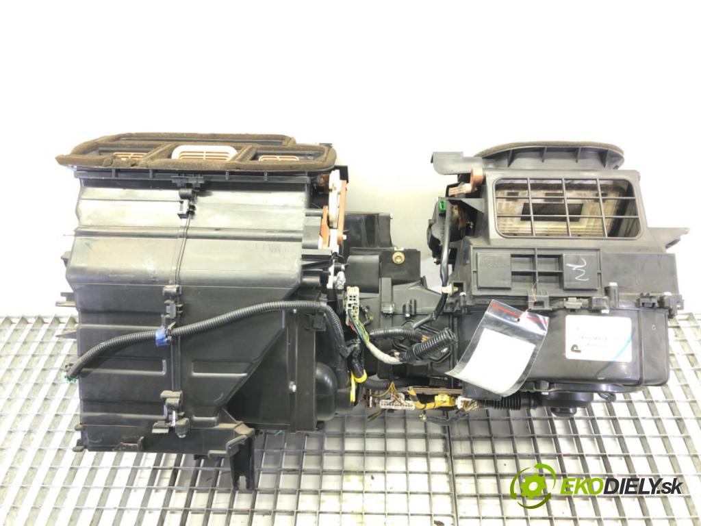 HONDA CIVIC VII Hatchback (EU, EP, EV) 2000 - 2006    1.4 iS (EP1) 66 kW [90 KM] benzyna 2001 - 2005  topné těleso radiátor topení komplet KOMBAJN 79020-S6D-G211-M1 (Radiátory topení)